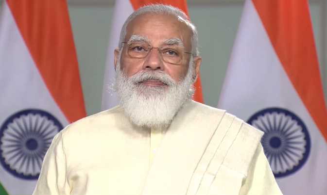 आईआईटियन से बोले पीएम मोदी - अपार चुनौतियां हैं, जिनके समाधान आप दे सकते हैं